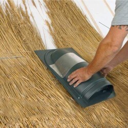 Ubbink geïsoleerde dakdoorvoer Riet 200 / 180 mm